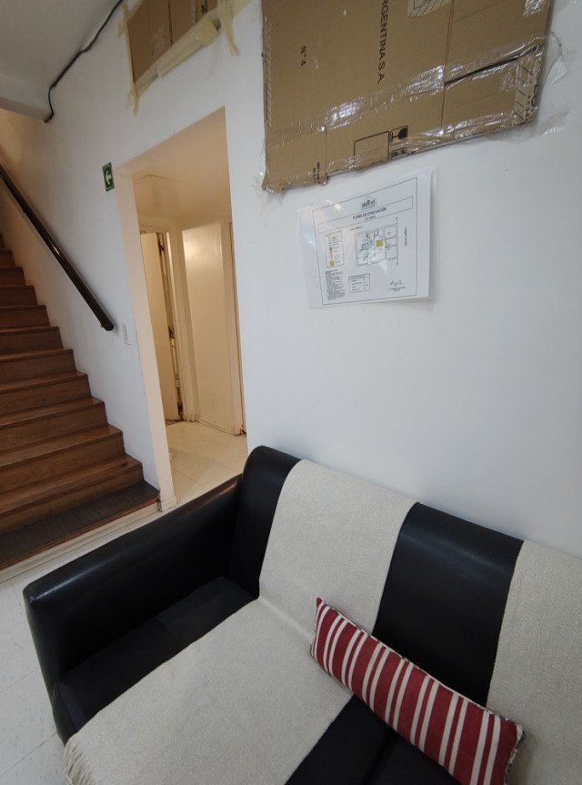 Larrea 1200 Barrio Norte Local 4  ambientes  En Venta -14