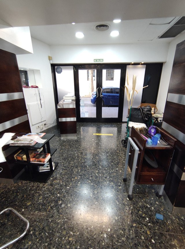 Larrea 1200 Barrio Norte Local 4  ambientes  En Venta -3