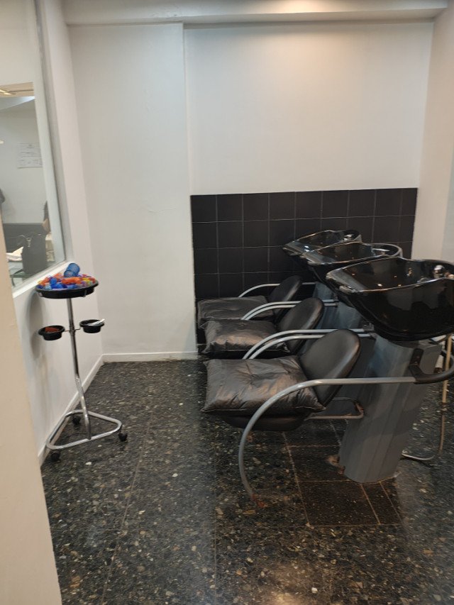 Larrea 1200 Barrio Norte Local 4  ambientes  En Venta -7