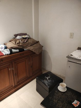 Venta de Local de 139 m² Totales con Sotano con Vidriera a La Calle Larrea