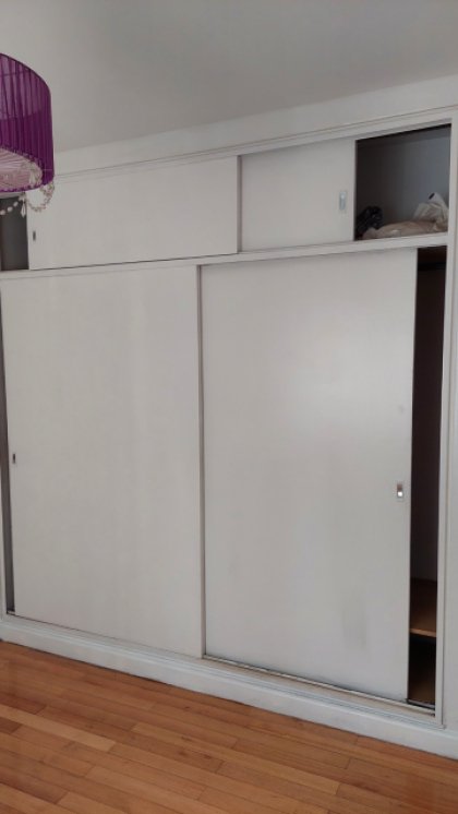 2 AMBIENTES DE (45M2) ALQUILER CON EXPENSAS Y ABL INCLUIDAS, LUMINOSO, CON BALCON AL FRENTE